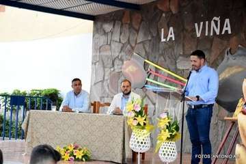 Pregón de La Viña a cargo del alcalde de Telde y actuación del humorista Maestro Florido (Foto Antonio Alí y TA)